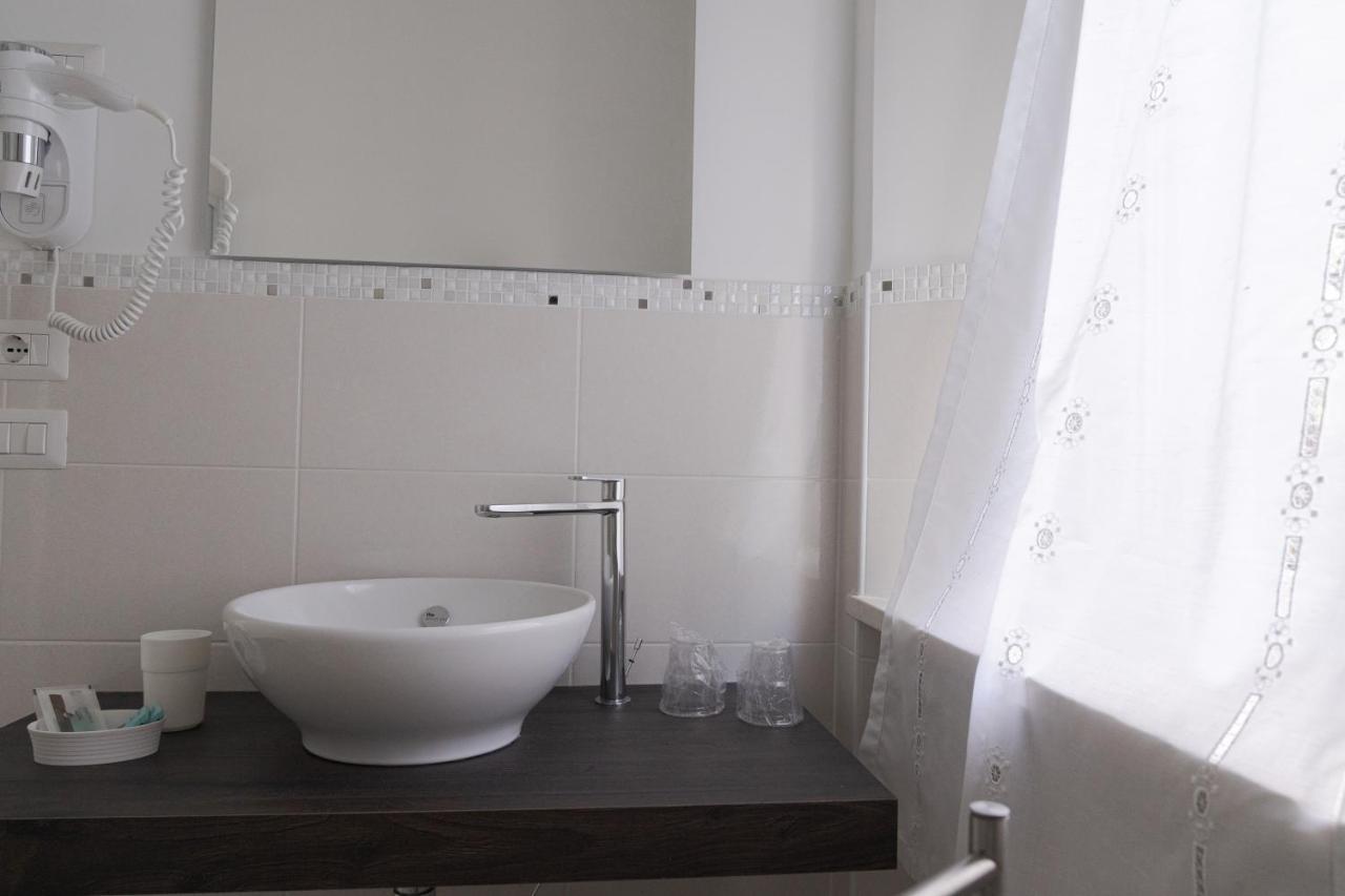 Amare Sirolo Bed & Breakfast Екстериор снимка